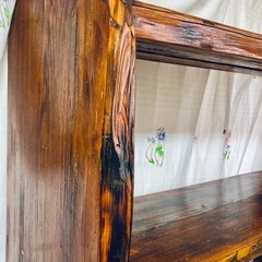 天然木　焼杉の棚の画像