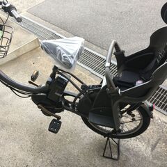 地域限定送料無料　ブリヂストン　ビッケ　三人乗り　15,4AH　子供乗せ　黒系　ギュットアニーズ　パスバビーアン　神戸市　電動自転車　の画像