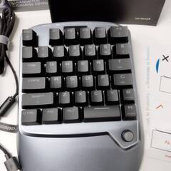 Gamesir VX2 AmiSwitch ゲーミングキーパッドの画像