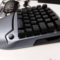 Gamesir VX2 AmiSwitch ゲーミングキーパッドの画像