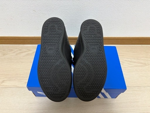 靴/バッグ adidas Satan Smith