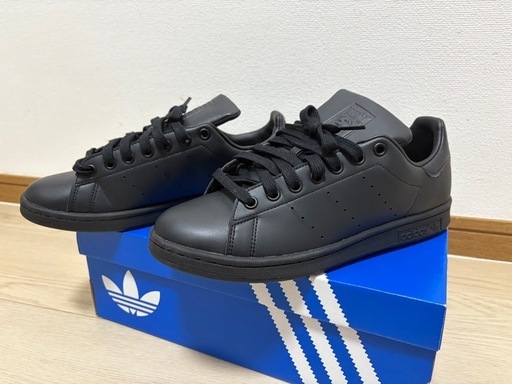 靴/バッグ adidas Satan Smith