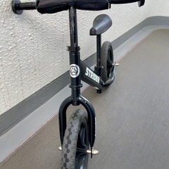 ストライダー　正規品　ブラックの画像