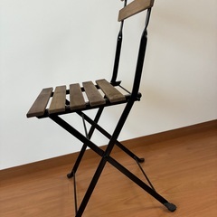 木製 折りたたみ椅子の画像