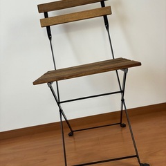 木製 折りたたみ椅子の画像