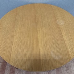 折りたたみ丸テーブルの画像