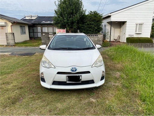 車　アクア　売り急いでます