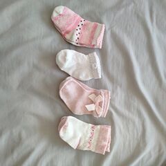 ベビー肌着7点、靴下4点セット ピンク系 メッシュ素材 女の子の画像