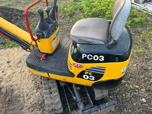 コマツ　pc03