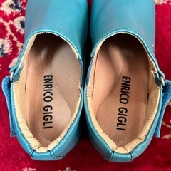 婦人様　パンプス　色ブルー　サイズ23.5 新品未使用品の画像