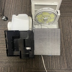 DAIKIN ダイキン　空気清浄機　ストリーマー　ACK55X-W 2020 DAIKIN ホワイト 加湿ストリーマ加湿空気清浄機の画像