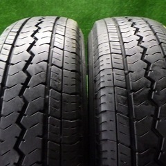 165R13　LT　6PR　2本　22年　トーヨー　V-02E　溝6.5　タウンエース　251016021の画像