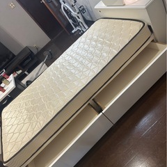 ニトリ　シングルベッド　2点セットの画像