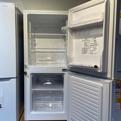配達可★Google口コミで10%OFF‼️【ニトリ】冷蔵庫106L★2022年製 クリーニング済み/→6ヶ月保証付き【管理番号1104】橋の画像
