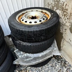 【175/60R16】アクア対応のスタッドレスタイヤ4本【おまけホイル付】の画像