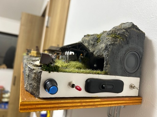 HOナロー9mm 鉱山レイアウト HOナロー9mm 鉱山レイアウト 鉱山風ミニミニレイアウト」（車輌付き