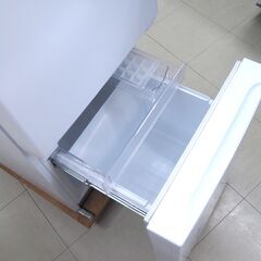 冷蔵庫　156L　2ドア　ワールプールジャパン　YRZ-F15LW　リユース品　価格　27,800円の画像