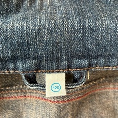 UNIQLO デニムジャケット　120の画像