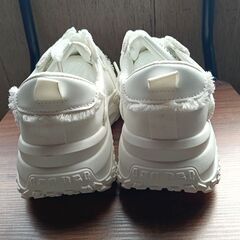 新品 24.5cm レディース スニーカー ホワイト シューズ 靴 カジュアル(923-Z)の画像