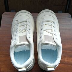 新品 24cm レディース スニーカー ホワイト シューズ 靴 カジュアル(922-Z)の画像