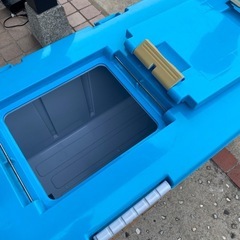 コロラドクーラーボックス72リットルの画像