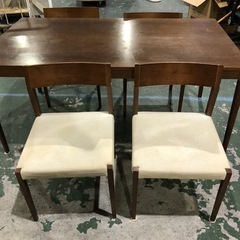 4人掛けダイニングセットの画像