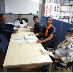 【珍しい年間休日140日以上】地域密着型の土木作業員◎ユニークな手当がたくさん◎面倒見の先輩います♪残業ほぼナシ！未経験OK！知識・経験ナシOK！全額会社負担の資格取得あり★出勤が楽しくなる職場環境♪の画像