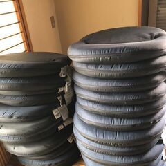 座椅子27セットの画像