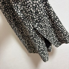 ココディール 花柄ロングワンピース Vネック 長袖の画像