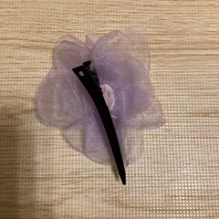 ヘアアクセサリー　紫の画像