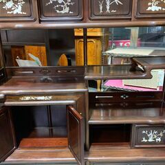 螺鈿細工｜透かし彫り｜水屋箪笥の画像