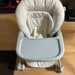 ハイローチェア　アップリカの画像