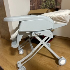 ハイローチェア　アップリカの画像