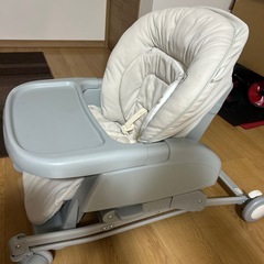 ハイローチェア　アップリカの画像