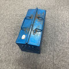 アンティークツールボックスの画像