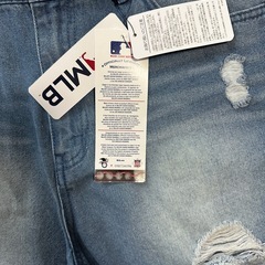 新品・未使用 タグ付き MLB ダメージデニムショートパンツ LLの画像