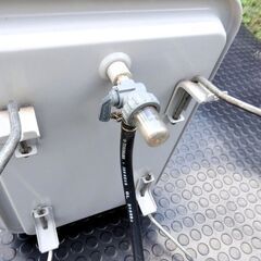 コロナ　灯油タンク　２０ℓ　スチール缶　バルブ　ホース　スタンド付き　ＣＯＲＯＮＡの画像