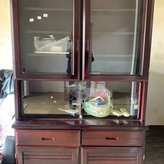市内配達可能　収納タンス　食器棚　の画像