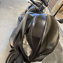 大幅値下げ‼️問い合わせ殺到の為話の早い方から連絡致します。フォルツァ250‼️希少マフラー付の画像