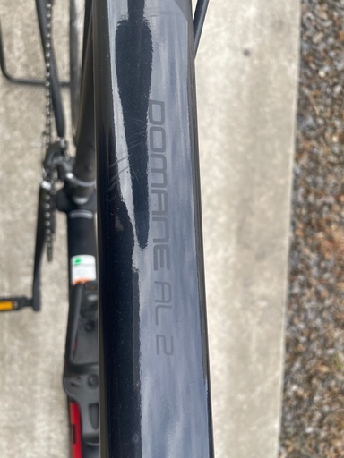 ロードバイク　トレック　DOMANE AL2　空気入れ、スタンド 付き　室内保管　