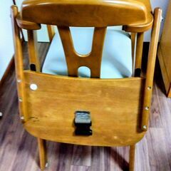 幼児食卓椅子の画像