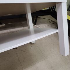 J1747【リユースのサカイ柏店】IKEA　イケア　サイドテーブル　コーヒーテーブル　ホワイト　クリーニング済の画像