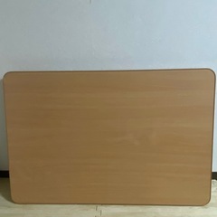 折りたたみ式テーブル 900x600mm の画像