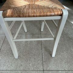 ★リユースのサカイ高崎店★TJ13242  椅子 クリーム H86×D40×W43.5 クリーニング済みの画像