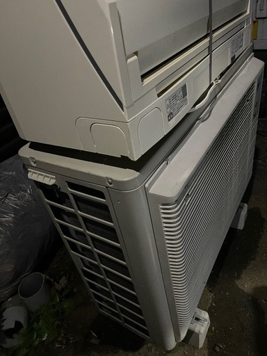 ダイキンエアコン室外機室内機リモコン