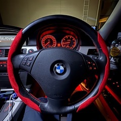 bmw 320i  車検あり　ローン可能　値下げセール‼️の画像