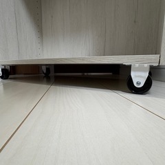 ニトリ　本棚　ホワイトウッドの画像