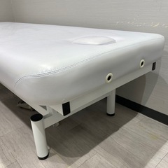 引き取り限定！電動で高さ調整可能☆施術ベッドの画像