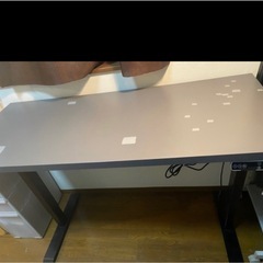 Flexispot 電動型昇降デスクです。の画像