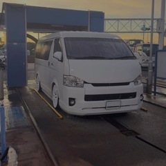 ハイエースワイド 
の画像